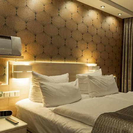 Hotel An Der Wasserburg Wolfsbourg