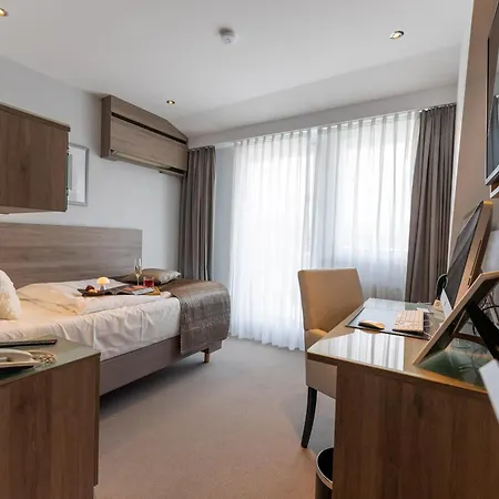 Hotel An Der Wasserburg Wolfsburg