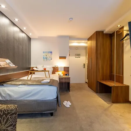 Hotel An Der Wasserburg 4*