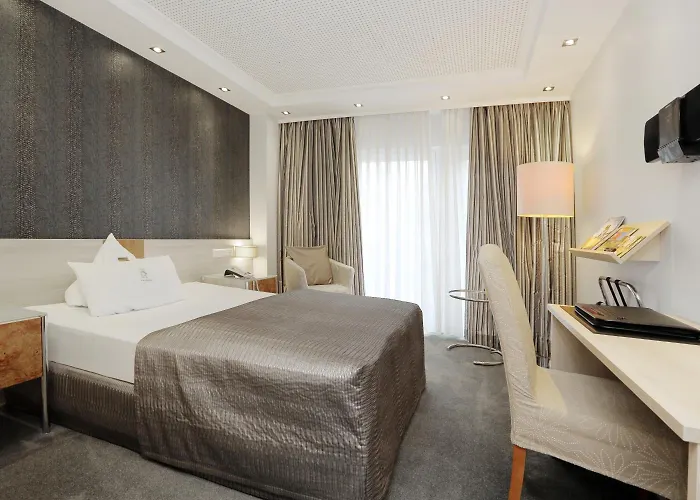 Hotel An Der Wasserburg 4*